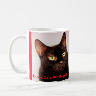 Os gatos pretos são caneca de café bonita (versão