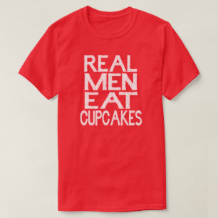 Os homens reais comem a camisa dos cupcakes T
