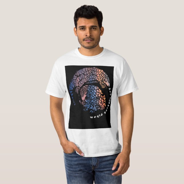 Os homens salvar a camisa do Pangolin (Frente Completa)