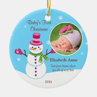 Os primeiros enfeites de natal do bebê