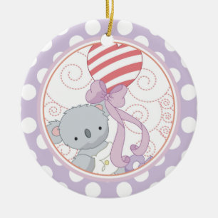 Os primeiros enfeites de natal do bebê precioso d