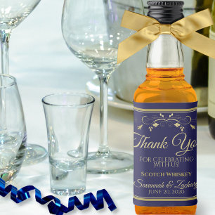 Ouro no obrigado do casamento dos azuis marinhos