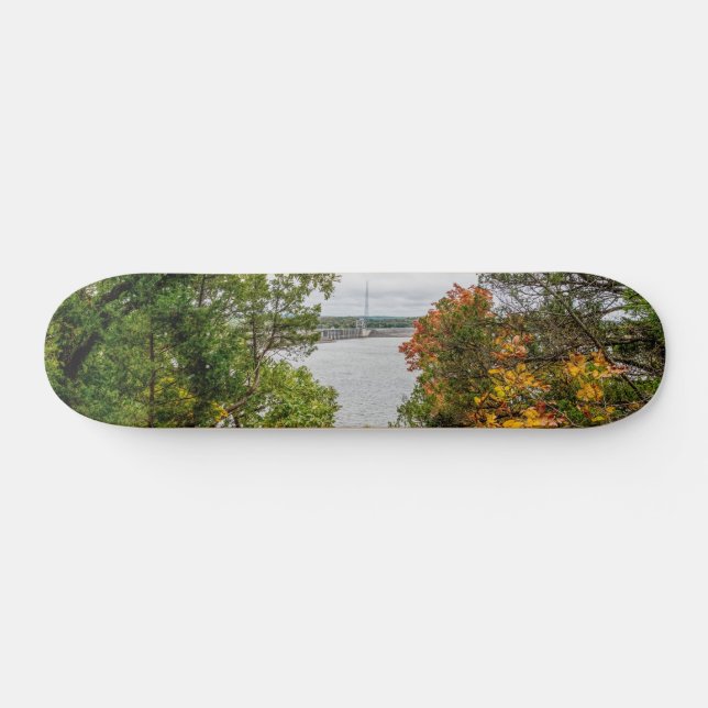 Outono No Skateboard De Truman Dam (Horz)