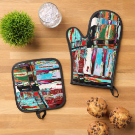 Oven Mitt and Pot Holders – Collapse Reflection 
