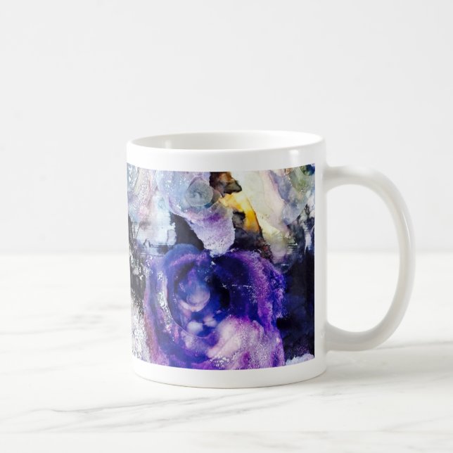 P é para a caneca roxa da arte do alfabeto (Direita)