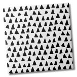 Padrão branco preto de triângulo simples<br><div class="desc">Use este simples pano de fundo de triângulo preto e branco para personalizar seu espaço de vida. Você pode até mesmo mudar a coloração de fundo para realmente fazê-la sua própria aparência. E você pode até fazer dos triângulos uma cor diferente! Quer queiras usar este azulejo como uma pequena porta...</div>