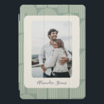 Padrão de Arca de Foto Personalizada Boho Verde<br><div class="desc">Um design na moda elegante e com um padrão de arco inspirado em verde-senso macio. A estética moderna e minimalista cria um olhar eterno,  perfeito para quem ama designs geométricos contemporâneos com sutil influência retrorreflectora. Uma escolha excelente para indivíduos de tendência que apreciam o estilo chic,  subestimado.</div>