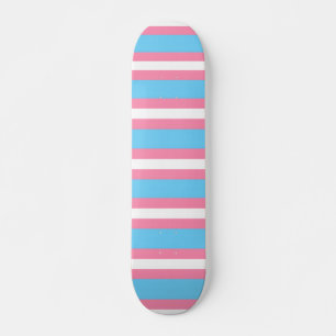 padrão de bandeira trans em skateboard