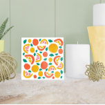 Padrão de Citros de Toranja Laranja<br><div class="desc">Este azulejo cerâmico apresenta um padrão colorido de fruta com toranja e fatias laranja,  e folhas verdes pequenas.</div>