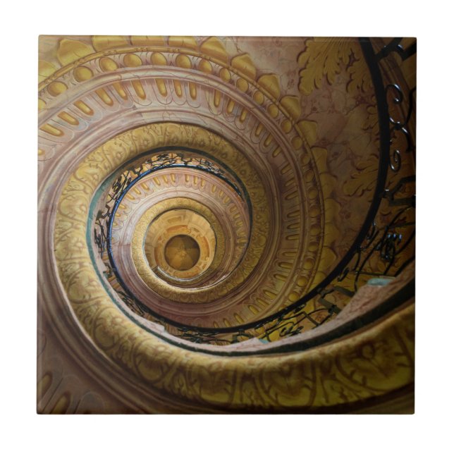 Padrão de Escada em Espiral (Frente)
