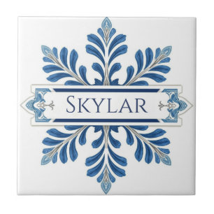 Padrão de floco de neve azul e branco com nome per