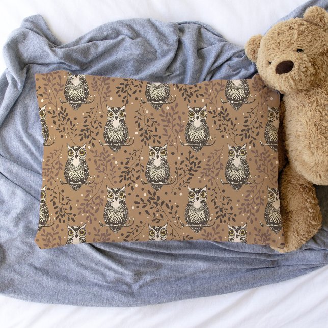 Padrão De Floresta Ilustrada De Coruja Castanha (Owl Pillowcase)