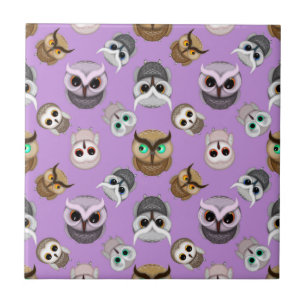 Padrão de Ilustração de Coruja Fofa em Fundo Roxo