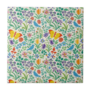 Padrão de Pássaros, Borboletas e Flores Silvestres
