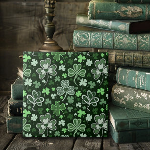 Padrão de Trevo Celta Verde Corações Irlandeses