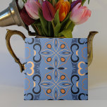 Padrão Étnico-mosaico azul Indigo Laranja Boêmico<br><div class="desc">Este belo azulejo decorativo de cerâmica apresenta um design vibrante e atraente para os olhos,  misturando perfeitamente formas geométricas em tons mesmerizantes de azul e laranja. Com a sua fusão harmoniosa de cores e padrões,  esse azulejo acrescenta um toque de arte e de atração a qualquer espaço.</div>