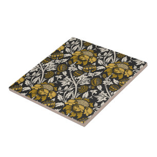 Padrão floral ornamentado com grandes flores doura