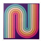 Padrão Geométrico de Stripes com Estilo Retroativo<br><div class="desc">Padrão Geométrico Colorido de Estilo de Vintagem Retroativo 70s.</div>