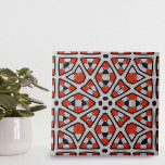 Padrão Geométrico Simétrico Preto-Branco-Vermelho<br><div class="desc">O design desse azulejo cerâmico é composto predominantemente por formas simétricas, sendo os diamantes e as estrelas os mais notáveis. Cada forma é preenchida com padrões internos complexos, adicionando uma camada de complexidade ao design geral. O esquema de cores é ousado e surpreendente, com elementos vermelhos vibrantes esboçados em preto,...</div>