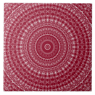 Padrão Intricado de Mandala Burgundy e Branco