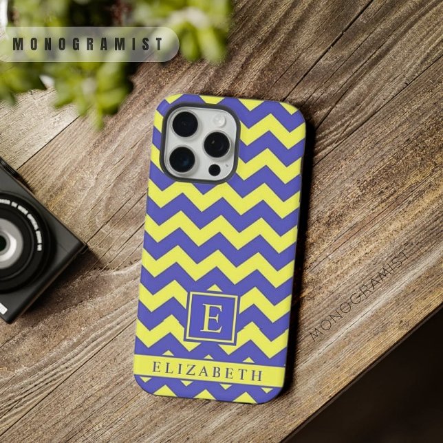 Padrão Personalizável do Chevron Amarelo Azul Amar (Customizable Bright Yellow Blue Chevron Pattern iPhone Case)