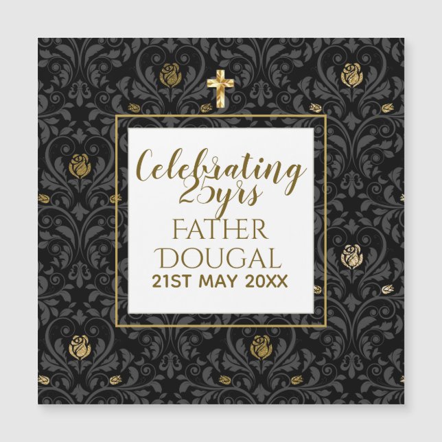 Padre Ordenado, Ordenação de Aniversário, Saindo (Frente)