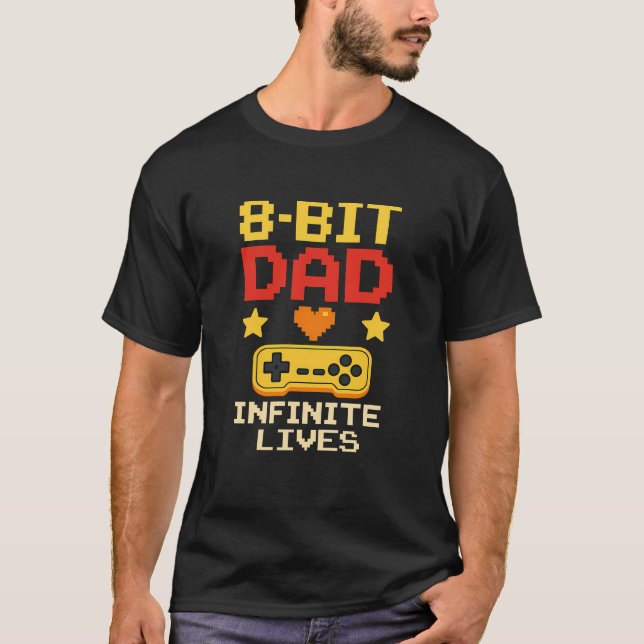pai de 8 bits com camiseta Infinita Lives (Frente)