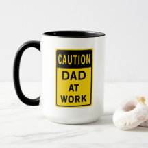 Pai na caneca de café do trabalho