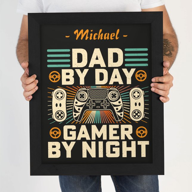 Pai por dia Gamer por Poster personalizável à noit (Dad by day Gamer by night customizable Poster)