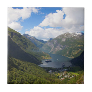 Paisagem do fiorde de Geiranger, Noruega