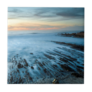 Paisagem marinha azul ao pôr do sol, Califórnia