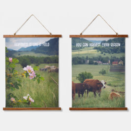 Paisagem rural com rosas e vacas selvagens