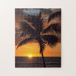 Palmeira no por do sol no quebra-cabeça das ilhas