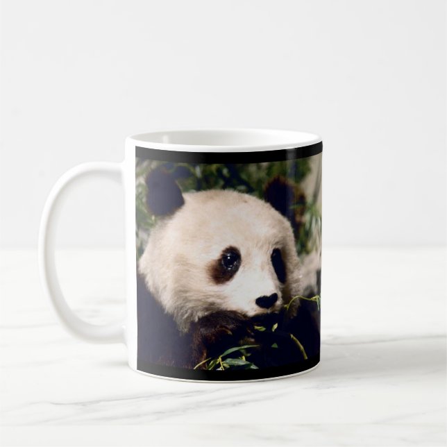 PANDA doce personalizada da caneca que MUNCHING no (Esquerda)