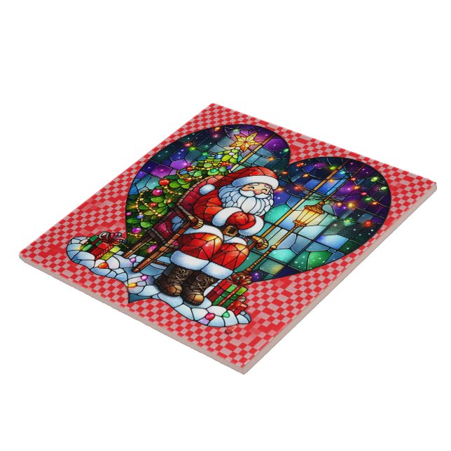 Papais noeis relaxando na árvore de Natal à noite (Lateral)