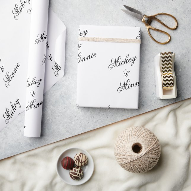 Papel de embrulho branco com nome de casal elegant (Artesanato)
