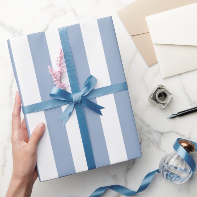 Papel de embrulho brilhante listra azul e branco  (Presentear)