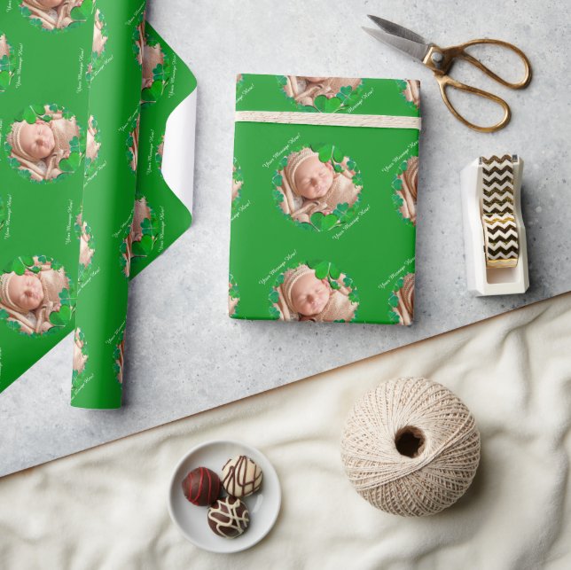 Papel de embrulho com moldura de trevo verde * (Artesanato)