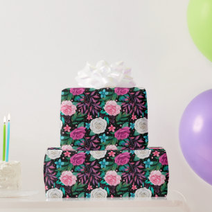 Papel de embrulho de casamento com rosas brancas r