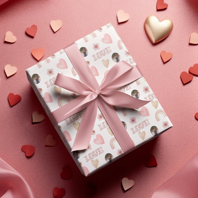 Papel de embrulho de foto arco-íris Boho Amor (Celebrate your love with this personalized boho watercolor rainbow photo wrapping paper! )