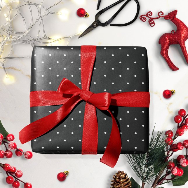 Papel de embrulho de Natal com bolinhas preto e br (Criador carregado)