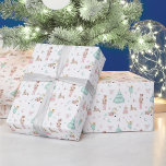 Papel de embrulho de Natal pastel cor-de-rosa<br><div class="desc">Papel de embrulho de presente de Natal,  pastel de cor rosa-rosa,  com biscoito de nutcracker.</div>