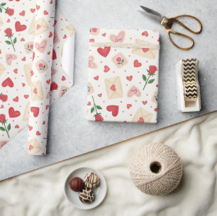 Papel de embrulho em rolo Rosas Corações e Cartas
