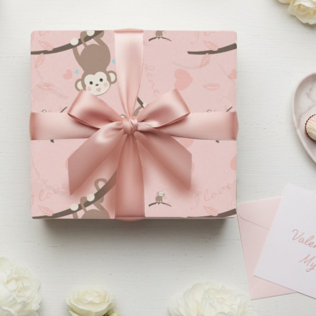Papel de embrulho macaco rosa pastel do dia dos na (Pastel pink cute custom monkey with valentine words.)