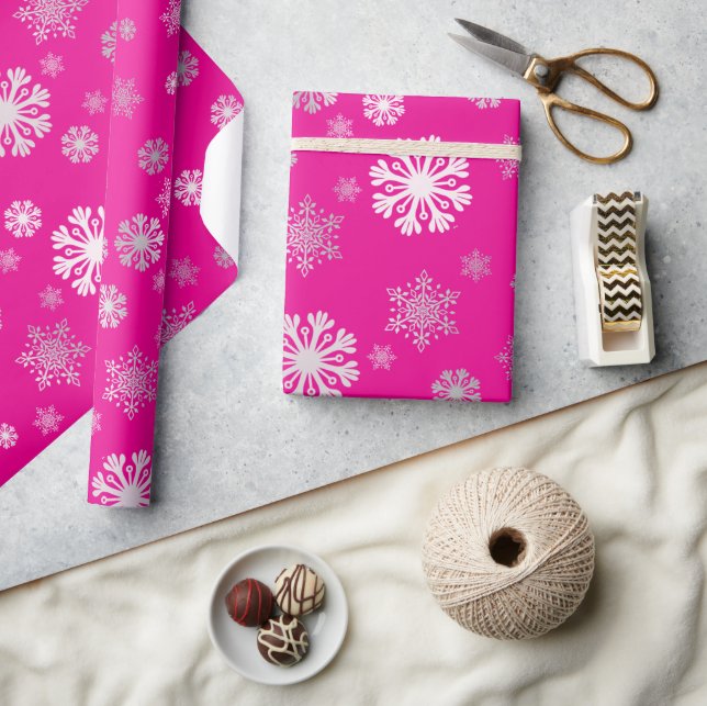 Papel de embrulho rosa com flocos de neve prateado (Artesanato)