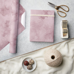 Papel de embrulho rosa com fundo texturizado em ro