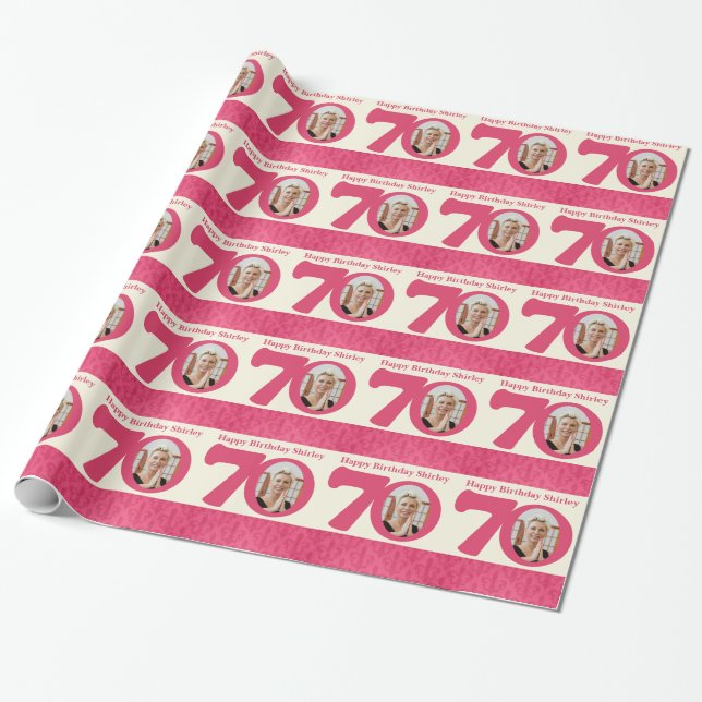 Papel De Presente 70 de Aniversário foto de sorvete cor-de-rosa (Desenrolado)