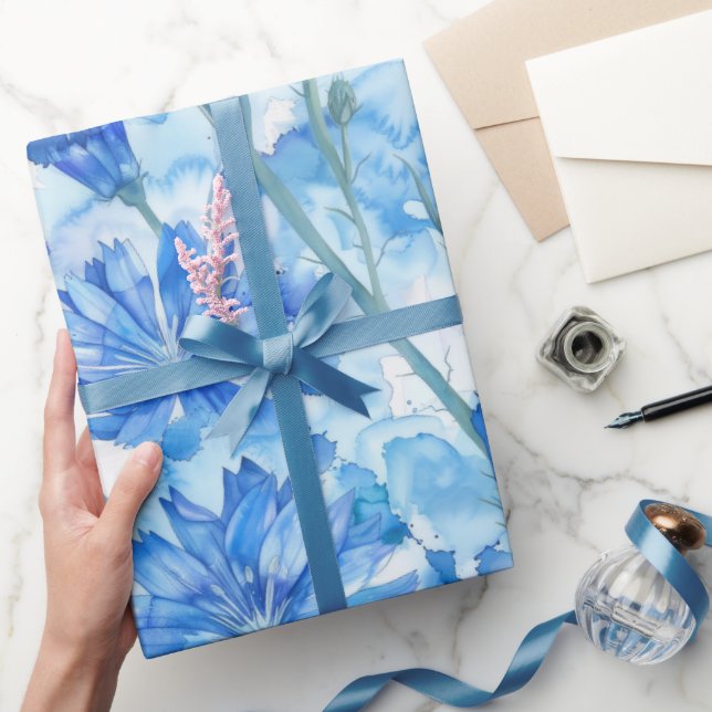 Papel De Presente Abstrato Watercolor Blue e White Flowers (Presentear)