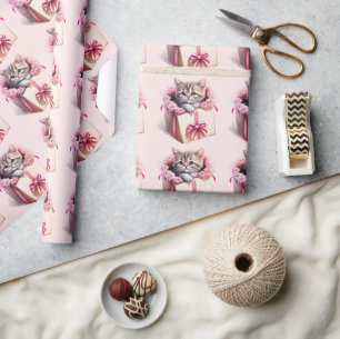 Papel De Presente Adorável Kitten em uma Caixa Aniversário Presente
