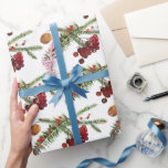 Papel De Presente Amoras-fritas-de-mato-grande-feriado e Amoras-espi<br><div class="desc">Um papel de embalagem de cor rústica,  de cor kraft,  com um padrão pintado a aquarela de amoras altas,  espraias e loucos com neve ligeiramente caindo.</div>